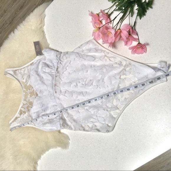 Gorgeous lacy bodysuit with boho vibe 🦋✨BNWT - Picture 9 of 10